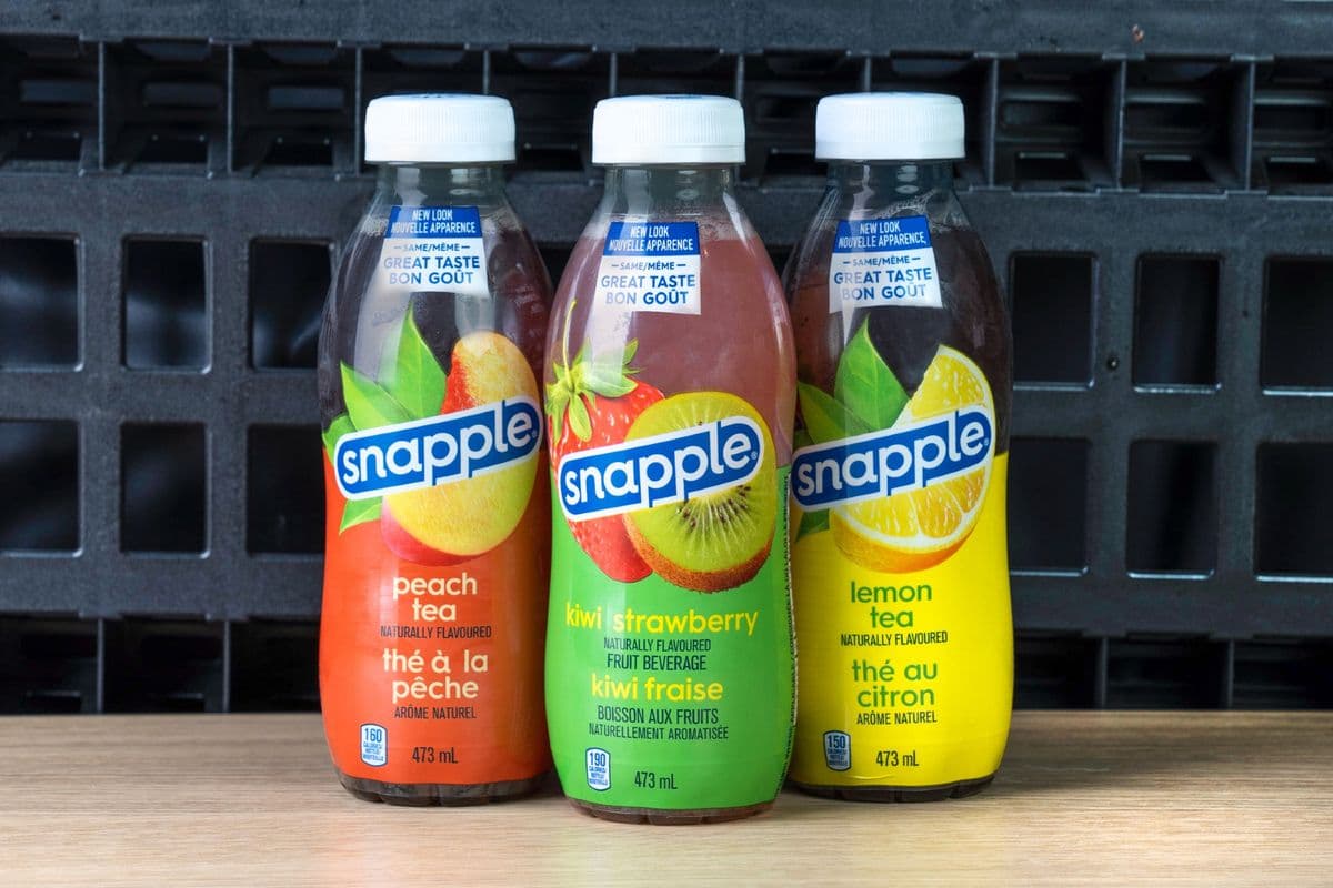 Snapple Peach Tea (473 ml)