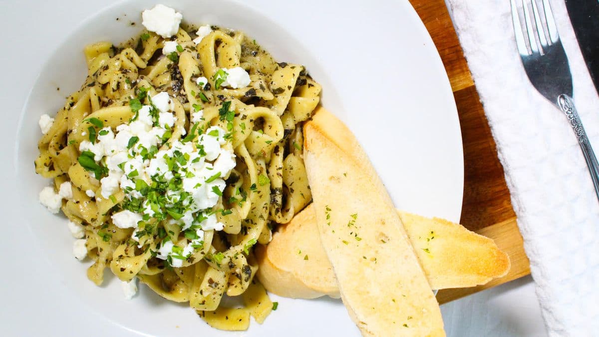 Fettuccini Pesto