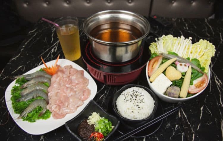 Red Snapper and Meat Pot