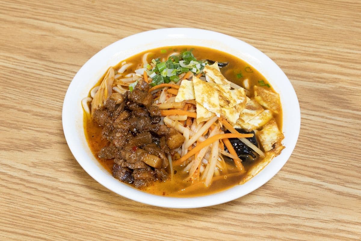 T3. ShanXi Hot and Sour Minced Pork Noodle