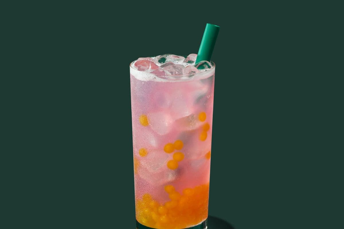 Boisson Refresher fruit de la passion et goyave avec limonade