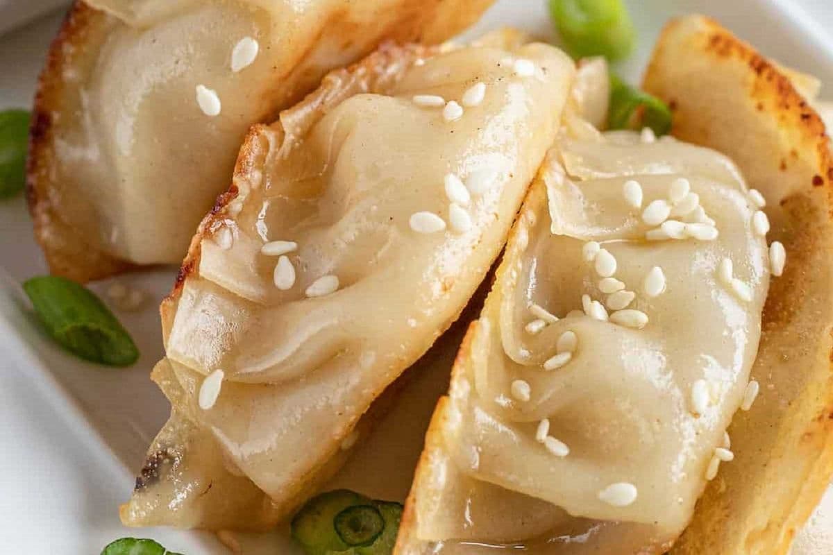 Chicken Pot Stickers (4 pcs)