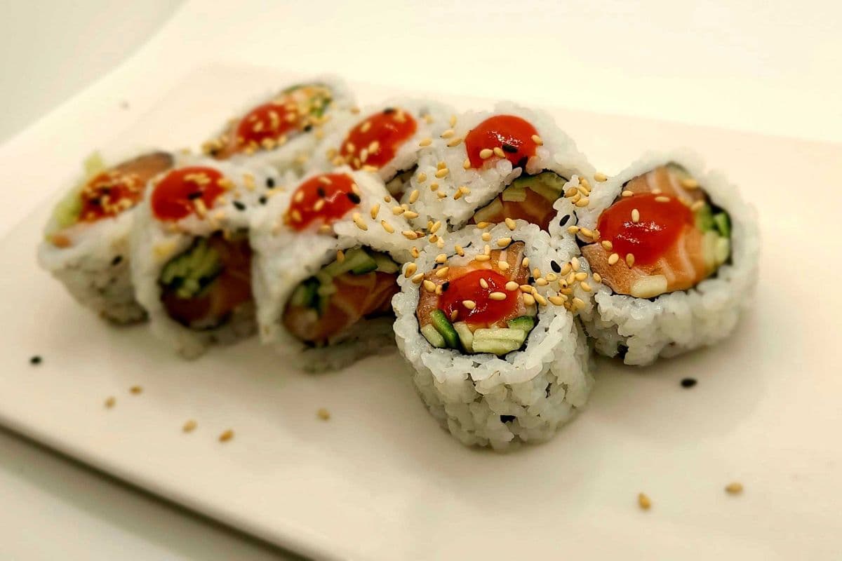 Spicy Salmon Roll
