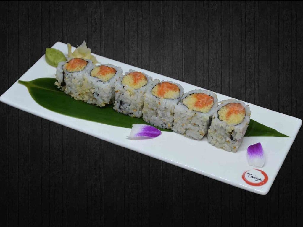 Spicy Salmon Roll
