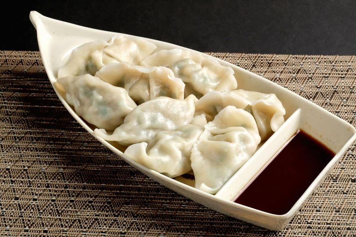 Pork & Chives Dumplings 干捞猪肉韭菜饺 (10)
