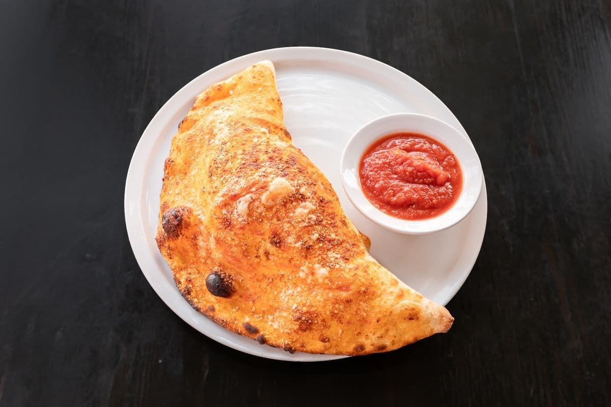 Batar Calzone