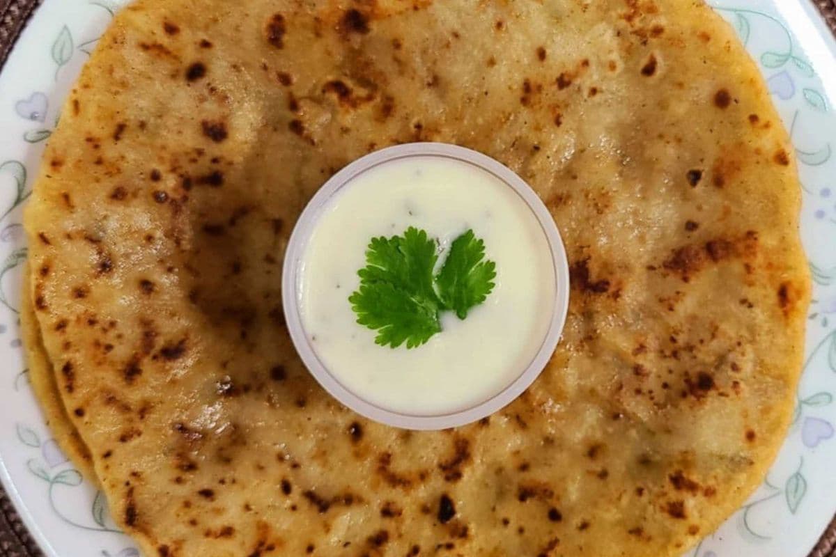 Aloo Paratha (1 pc)