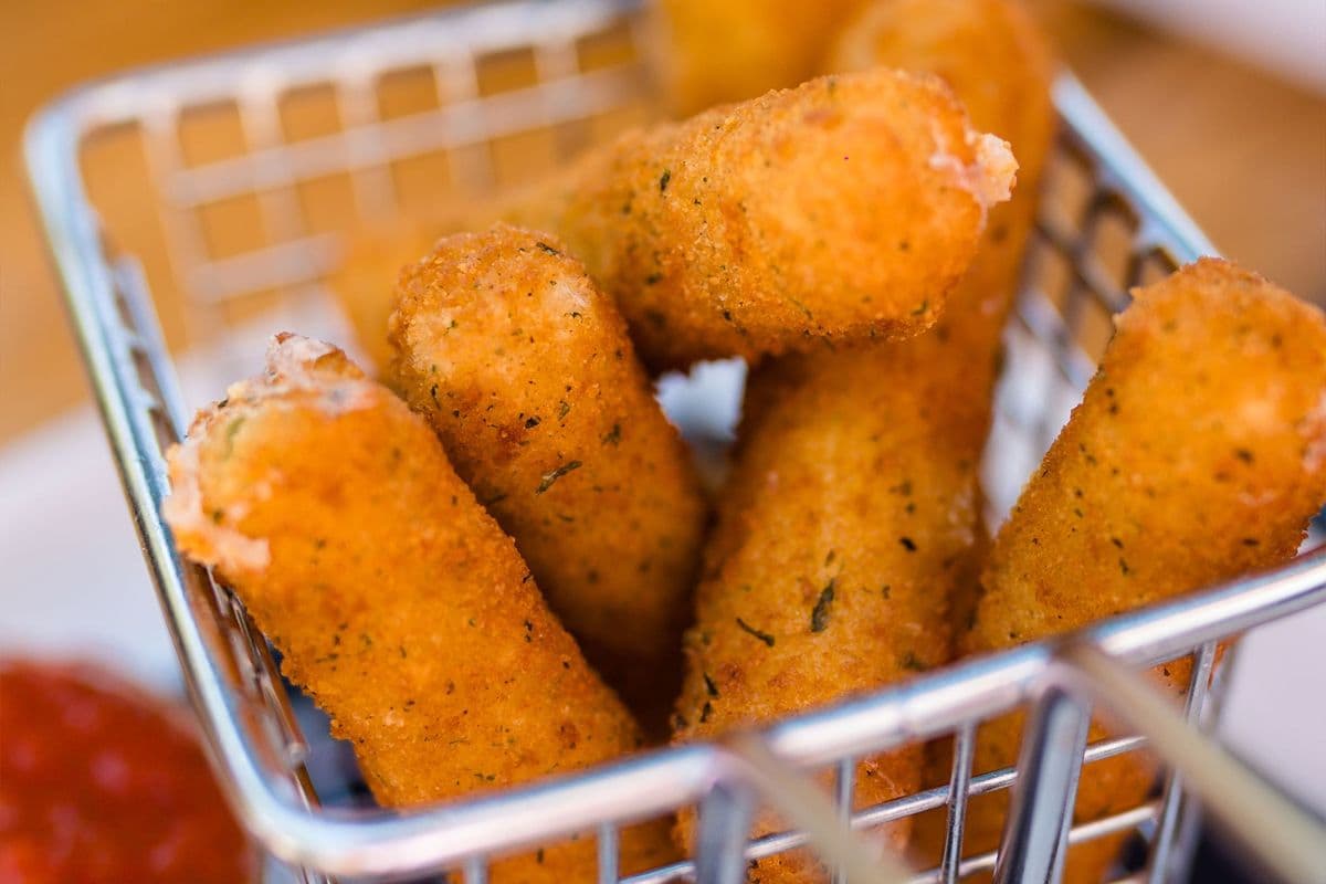 Breaded Mozzarella Sticks