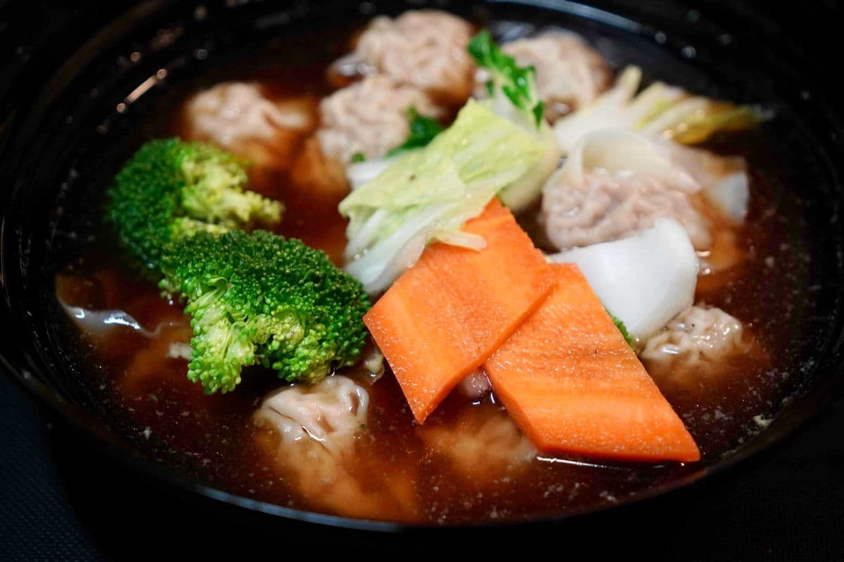 7. Wonton Soup 馄饨汤