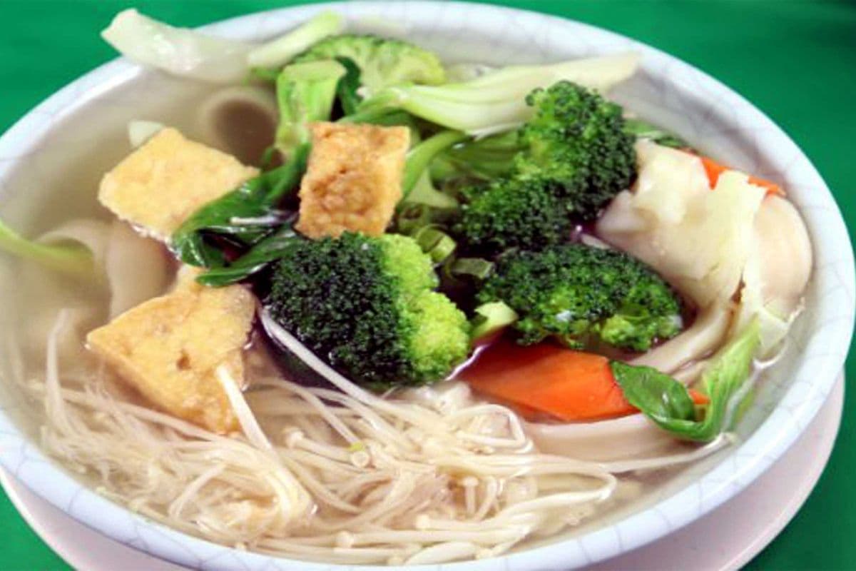素湯麵 Vegetable and Tofu Soup Noodles
