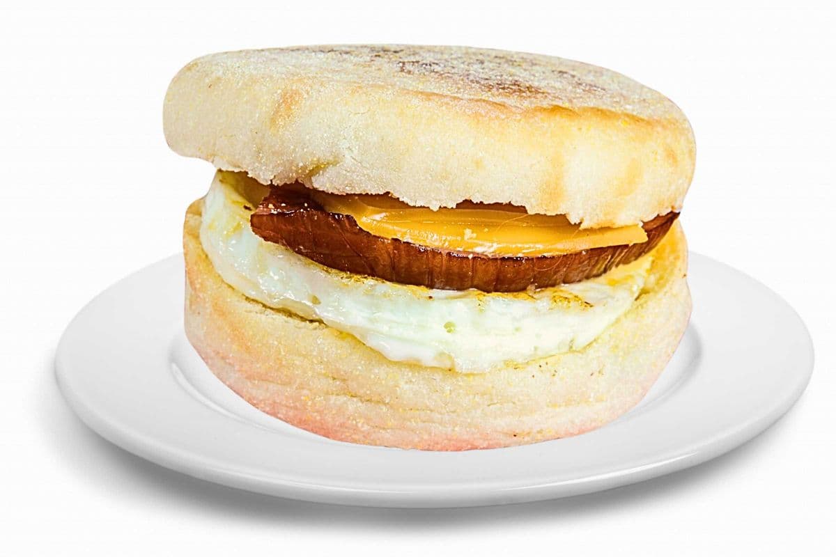 English Muffin w/ Egg, Ham & Cheese