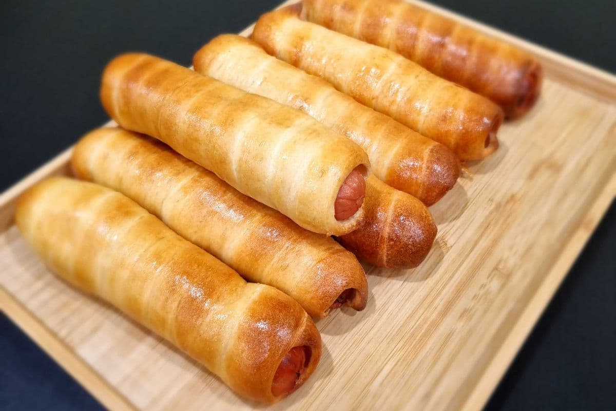 Sausages Roll (1 piece)