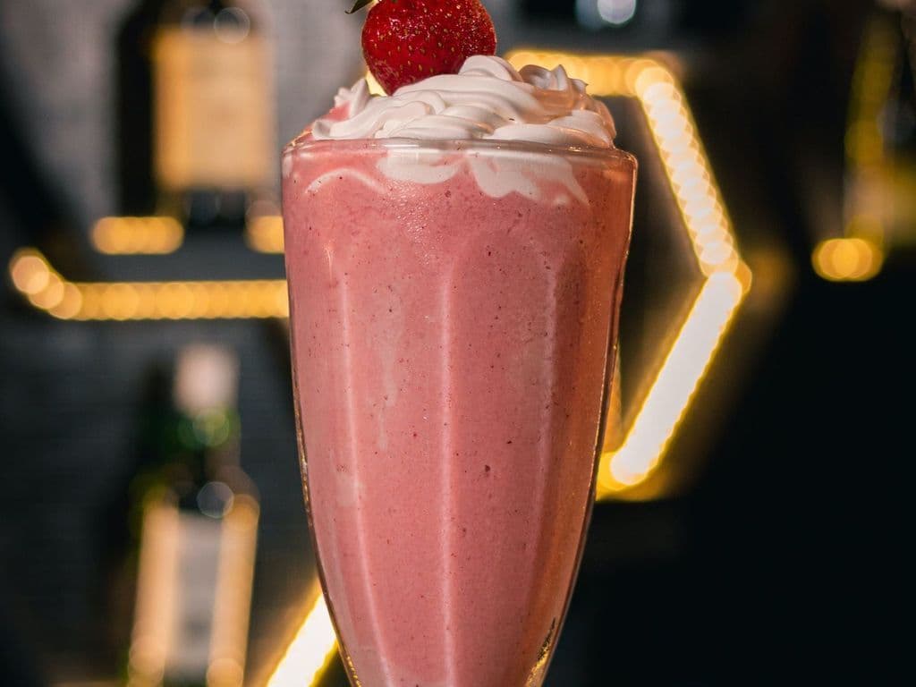 Strawberry lassi