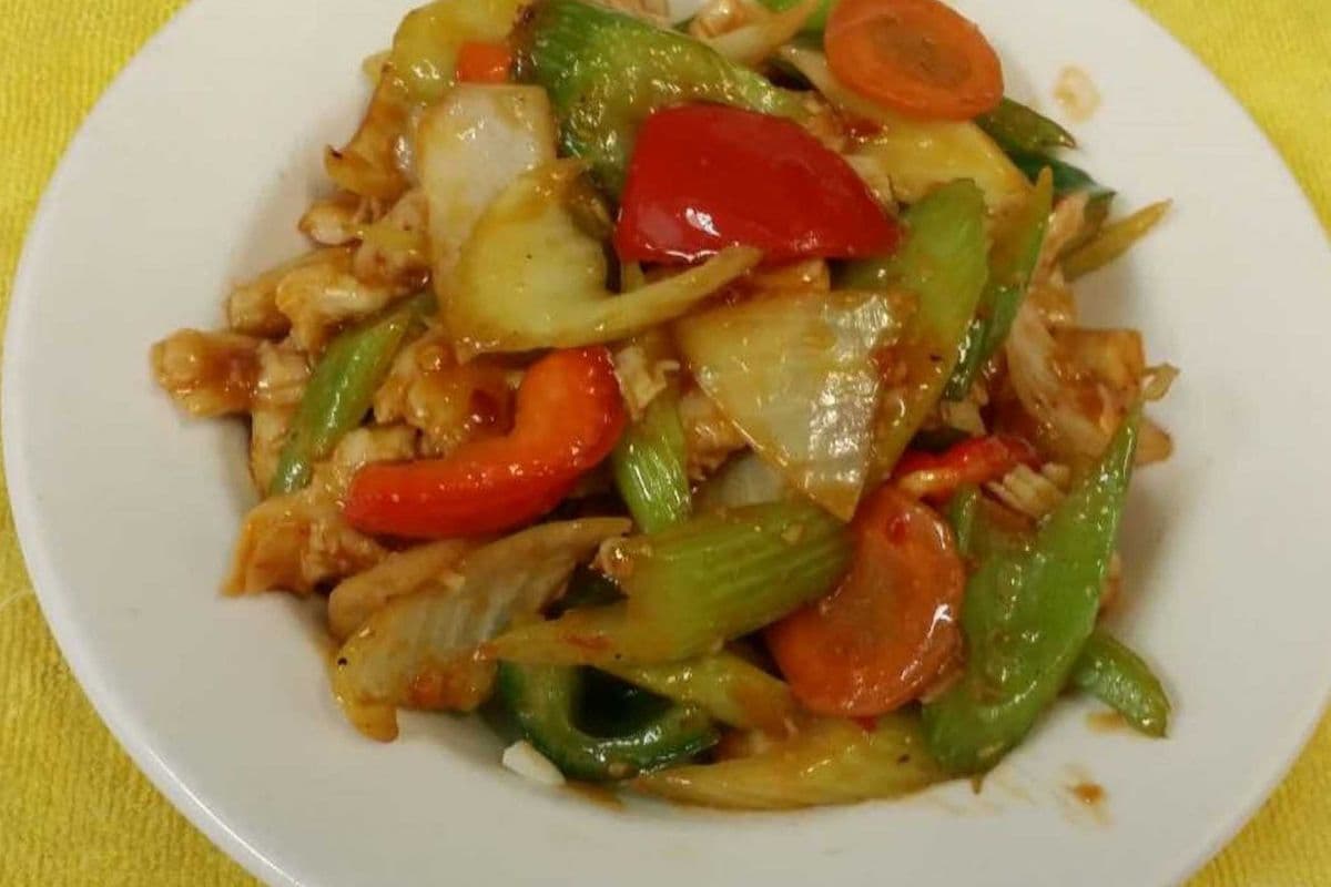61. Szechuan Style Veggie with Chicken, Beef or BBQ Pork
