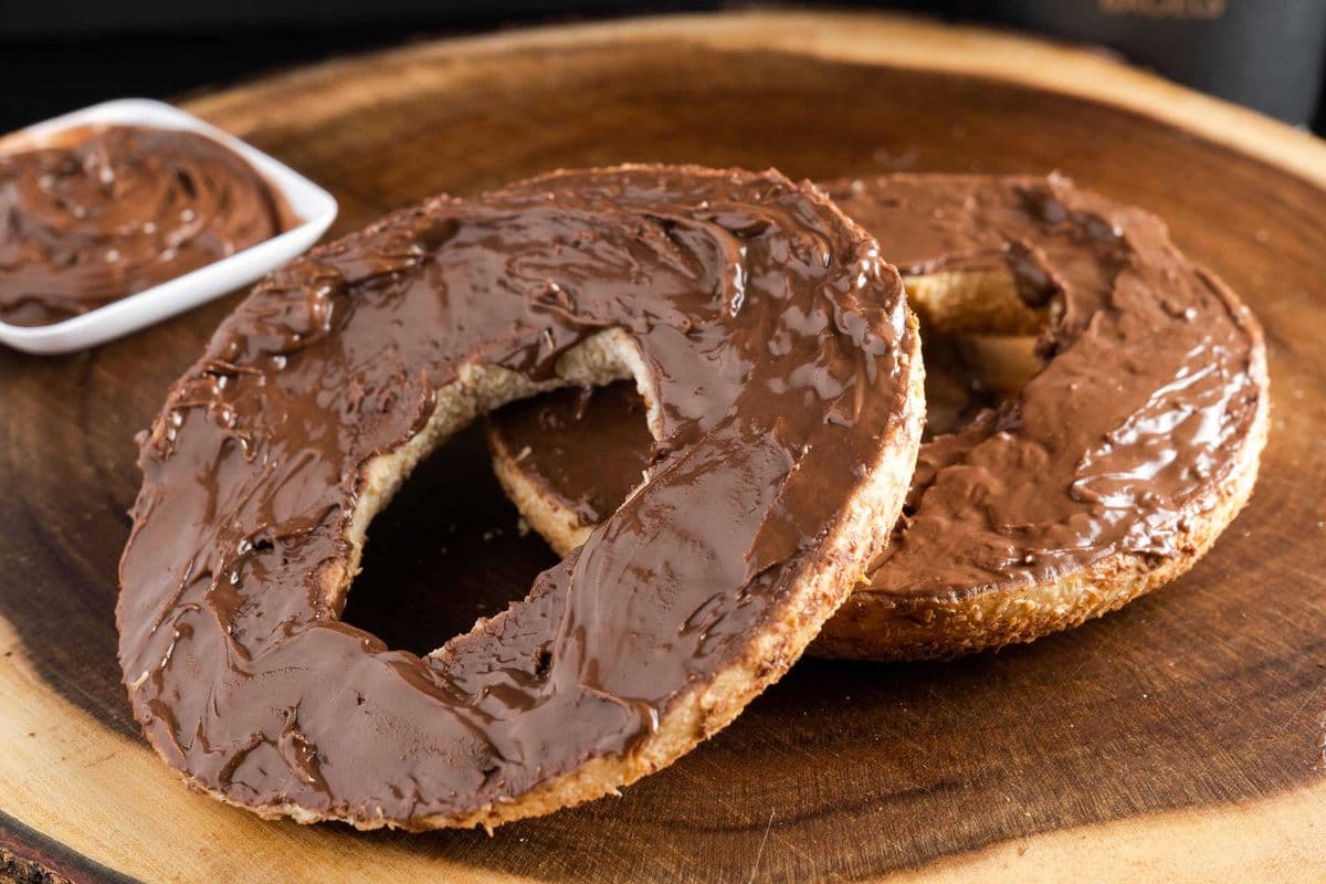Bagel with Nutella