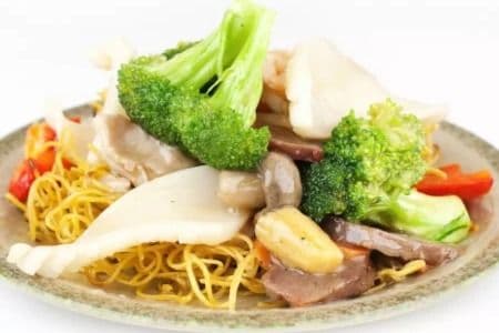 33. Combo Crispy Noodles