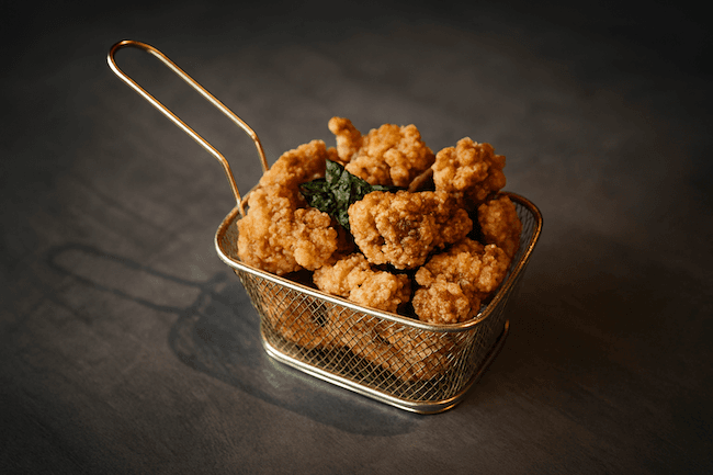 Taiwanese Style Salty Peppery Chicken / 招牌鹽酥雞
