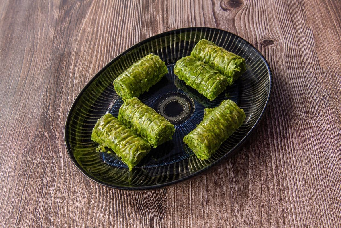 Baklava (4 pcs)