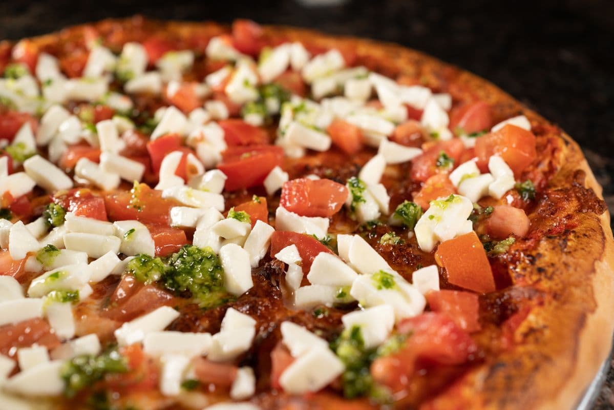 Medium Caprese Pizza