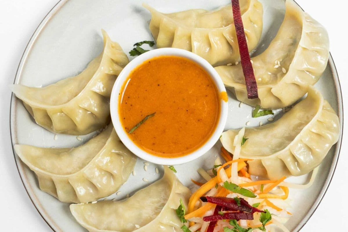 Momo-8 Pcs