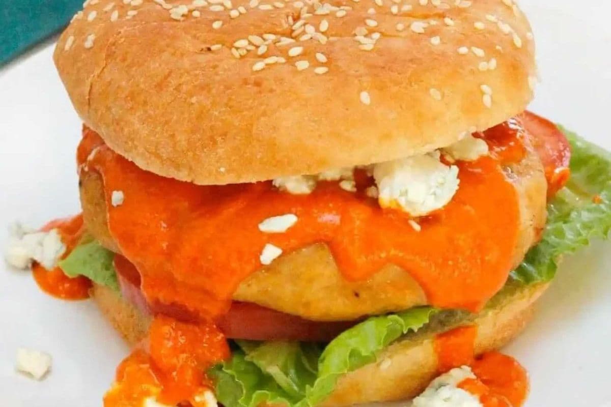 Buffalo Chicken Ranch Sandwich (1 pc)