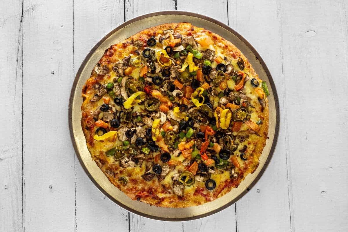 15. X-Large Vegetarian Heaven Pizza