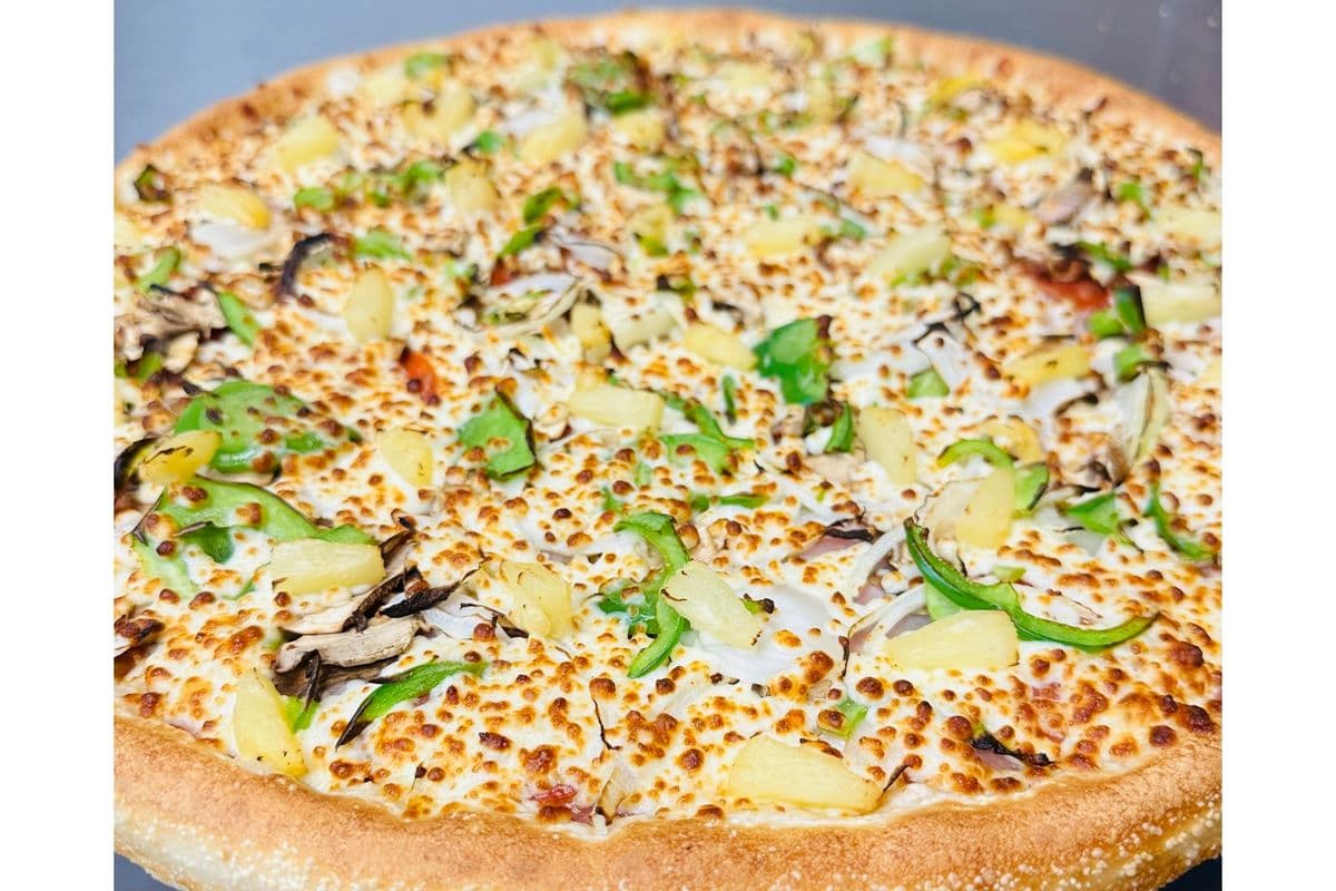 12. 14" Large Imperial Pizza