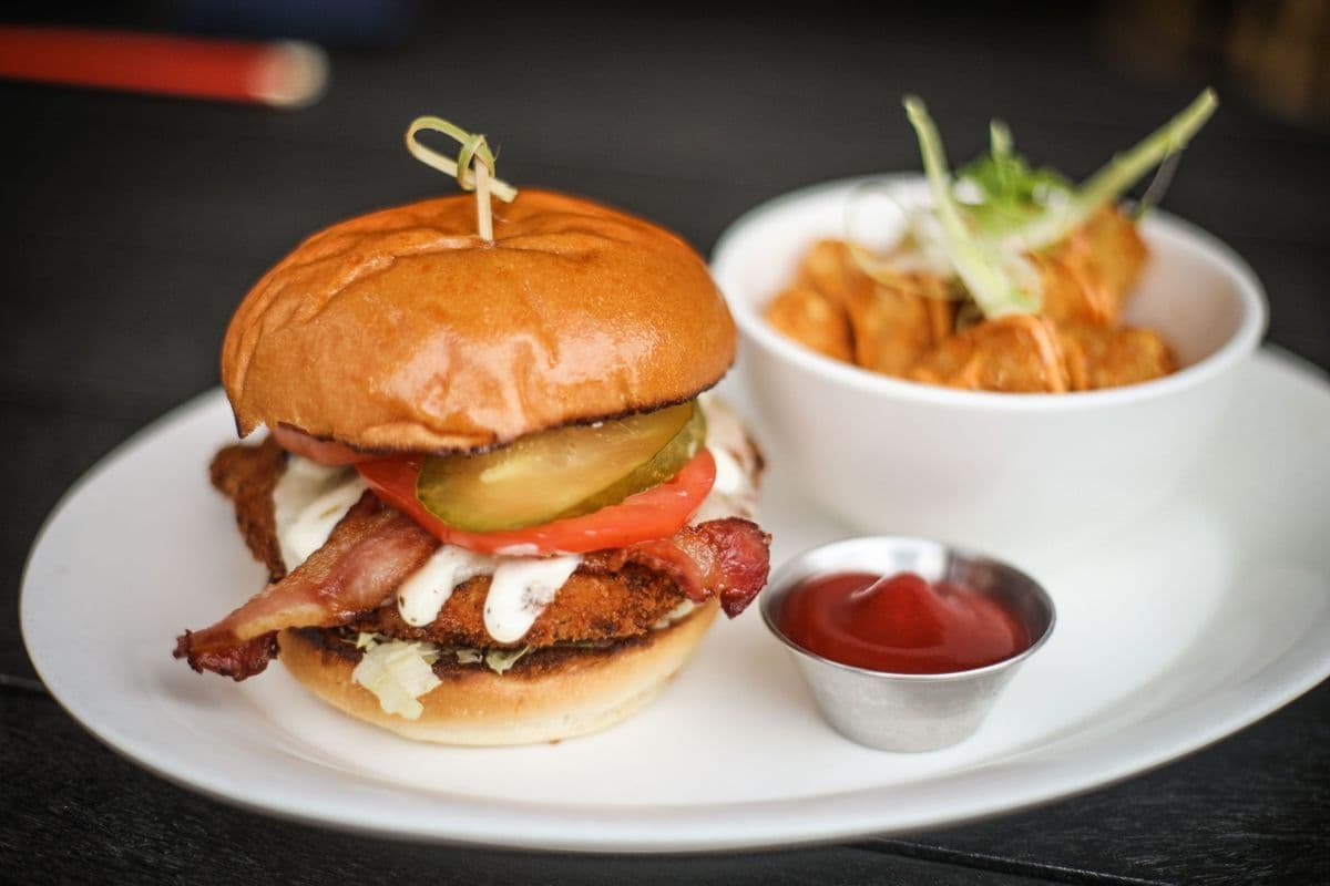 Crispy Chicken Ranch Burger