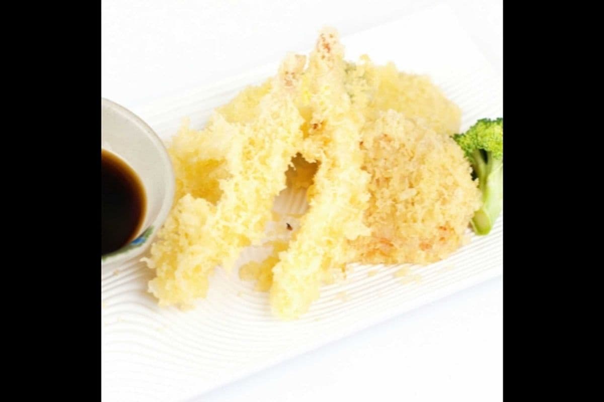 D04. Assorted Tempura (10 pcs)