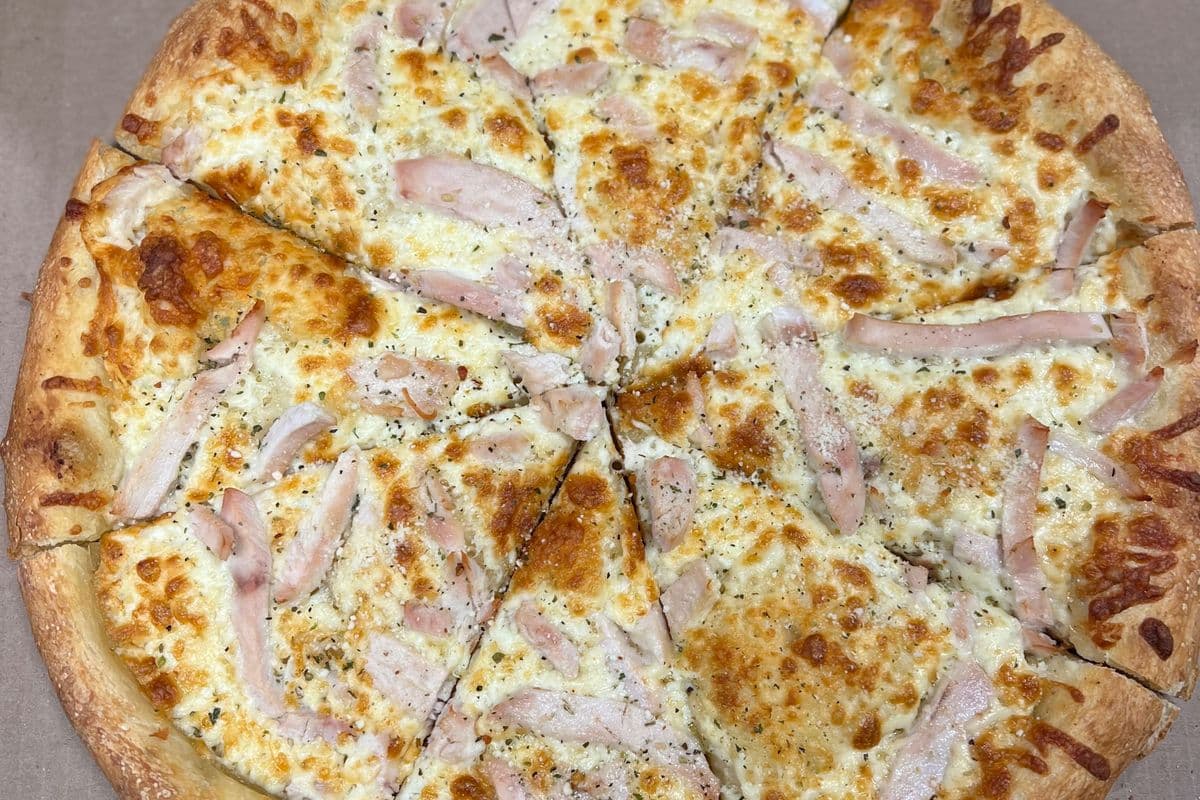 Large The Chicken Parmesan Pizza