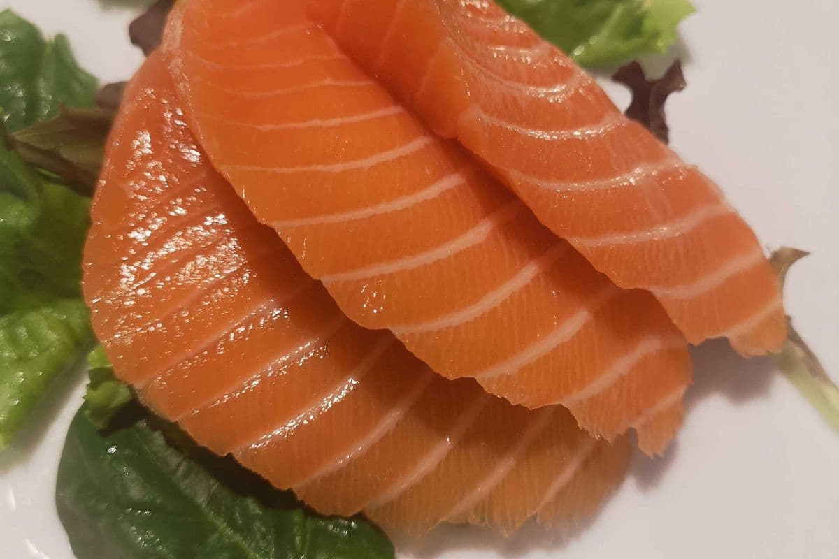 Salmon (Sake) Sashimi (3 pcs)