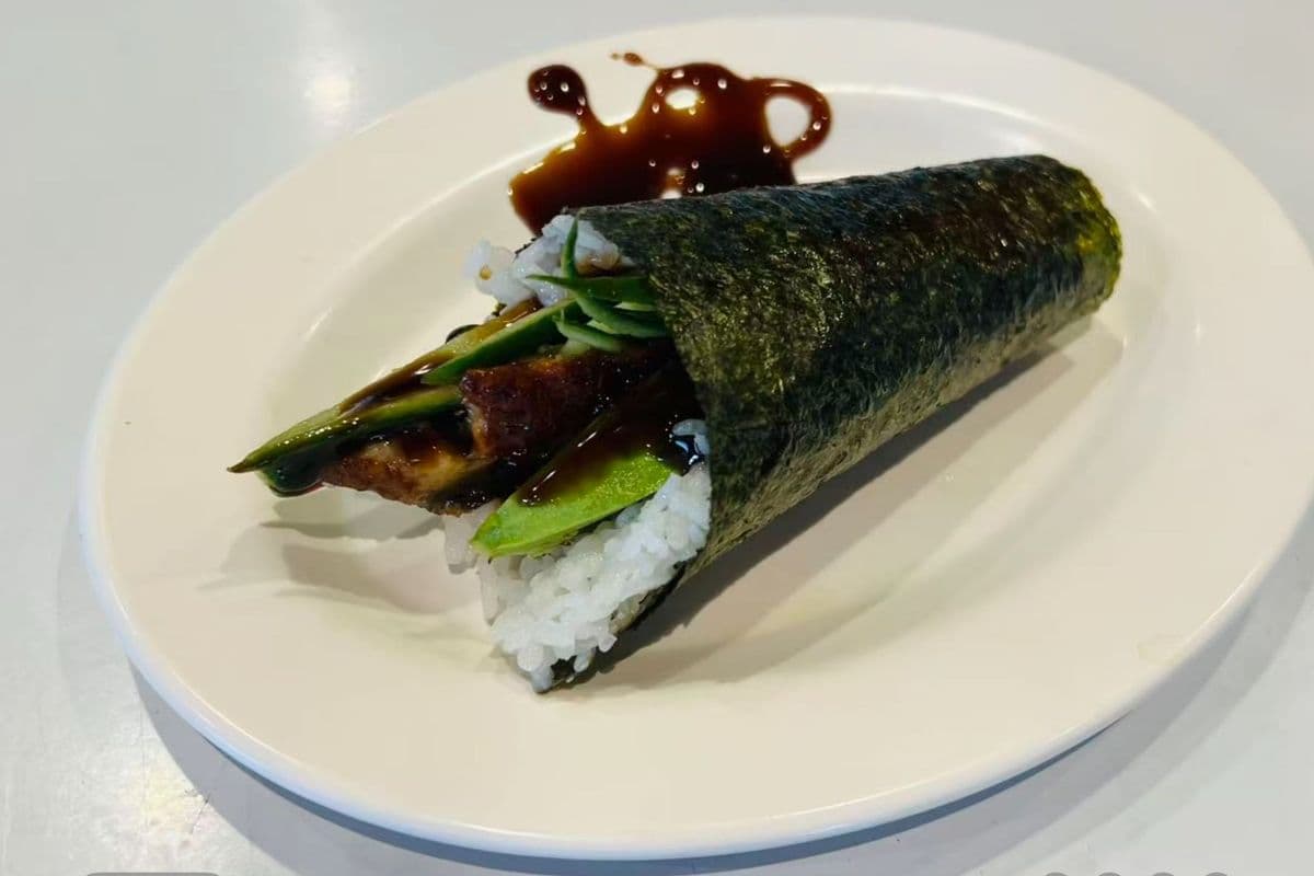H18 BBQ Eel Hand Roll (New) (Sushi Cone)