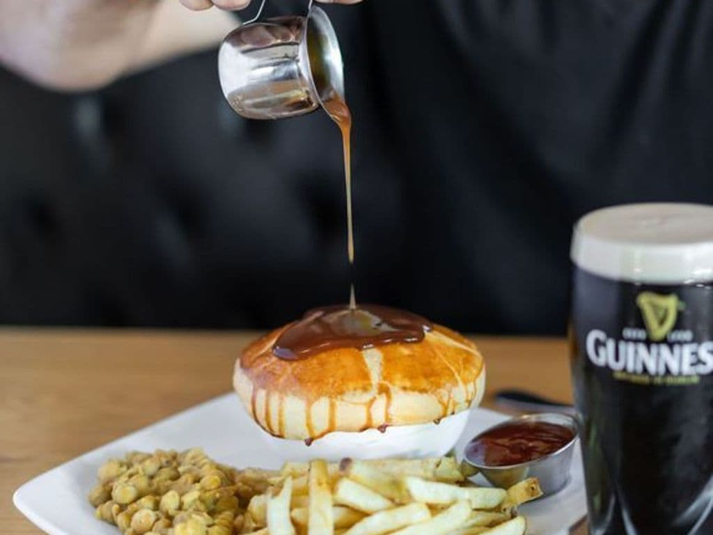 Steak and Guinness Pie