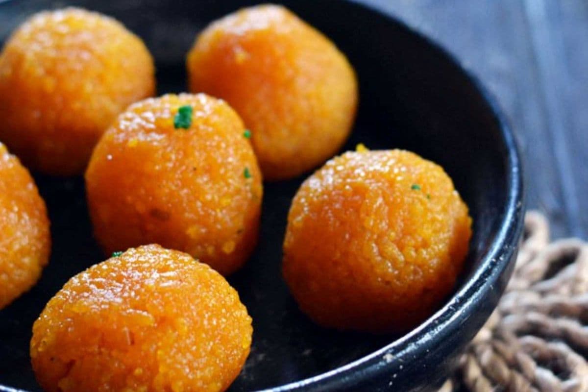 Ladoo (1 lb)