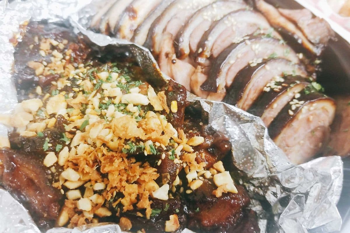 Half Jokbal + Half Spicy Smoked Jokbal (700g)