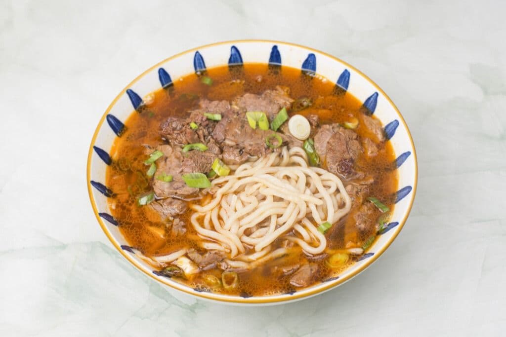 Hot and Spicy Beef Noodle Soup 香辣牛肉汤面