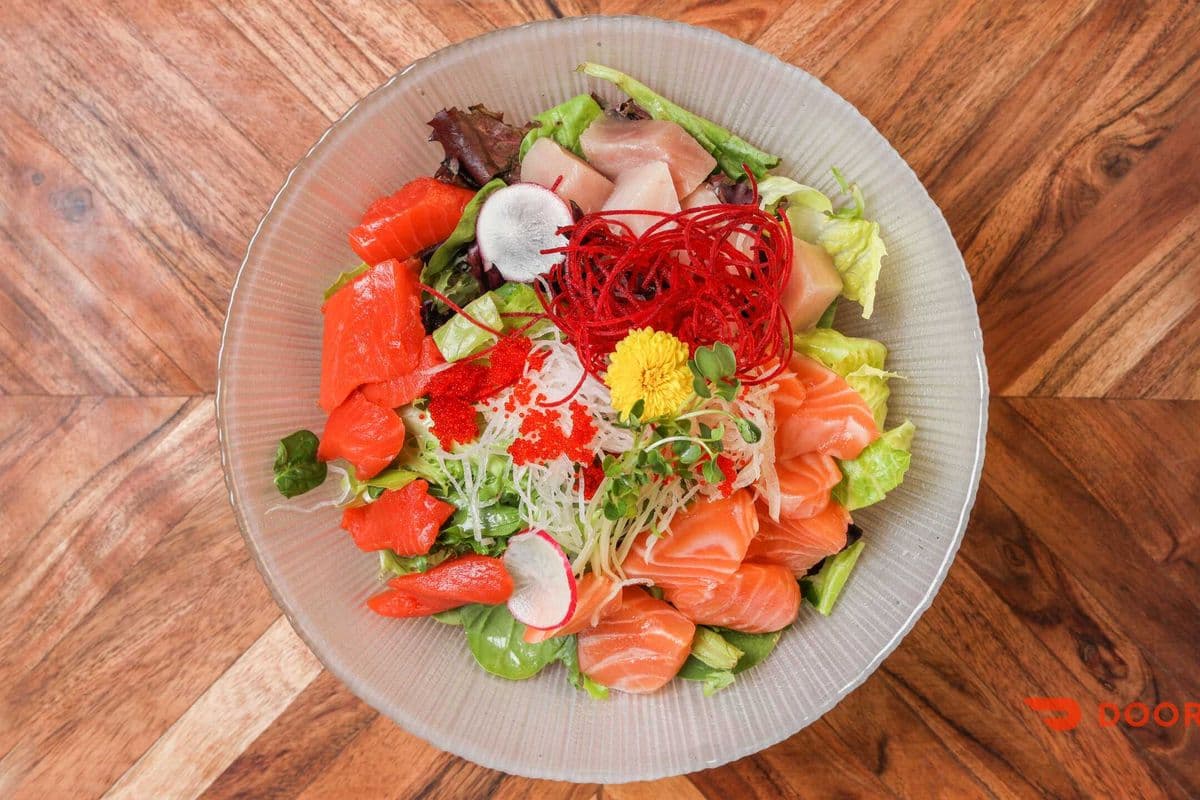 Sashimi Salad