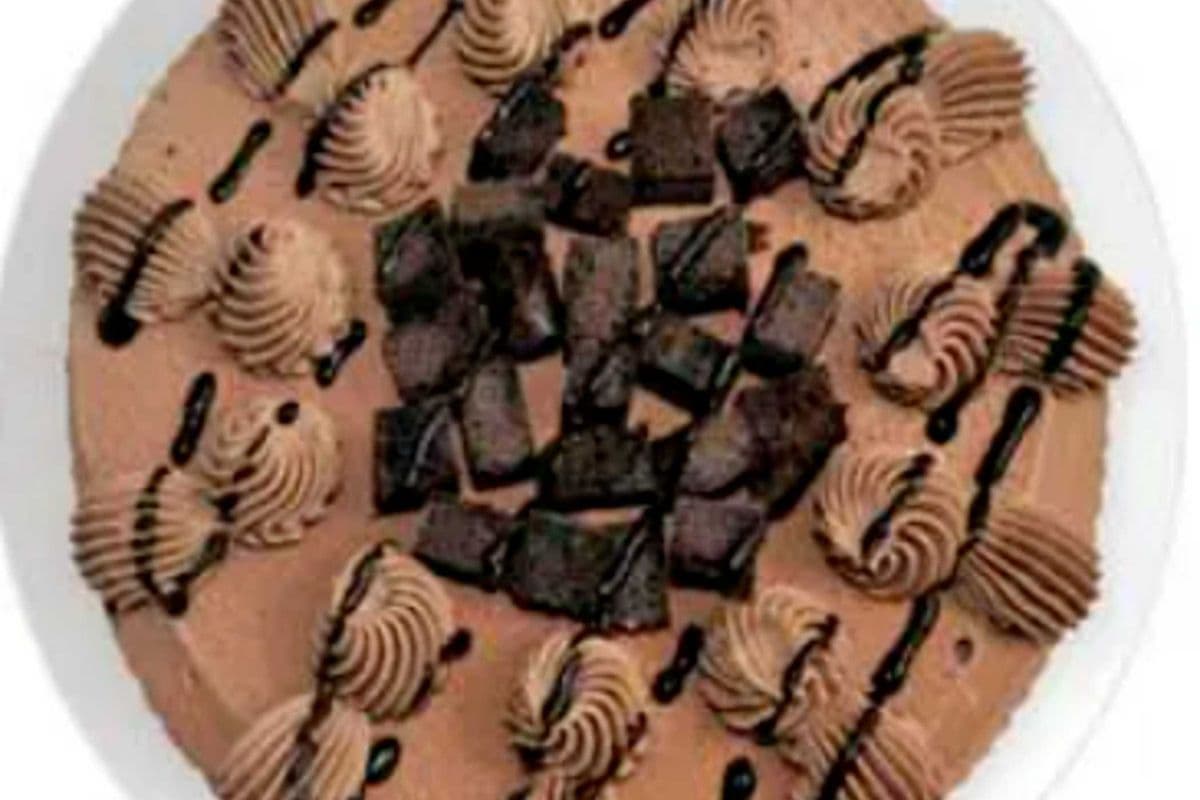 Sara Triple Chocolate Cake (1.4 L)