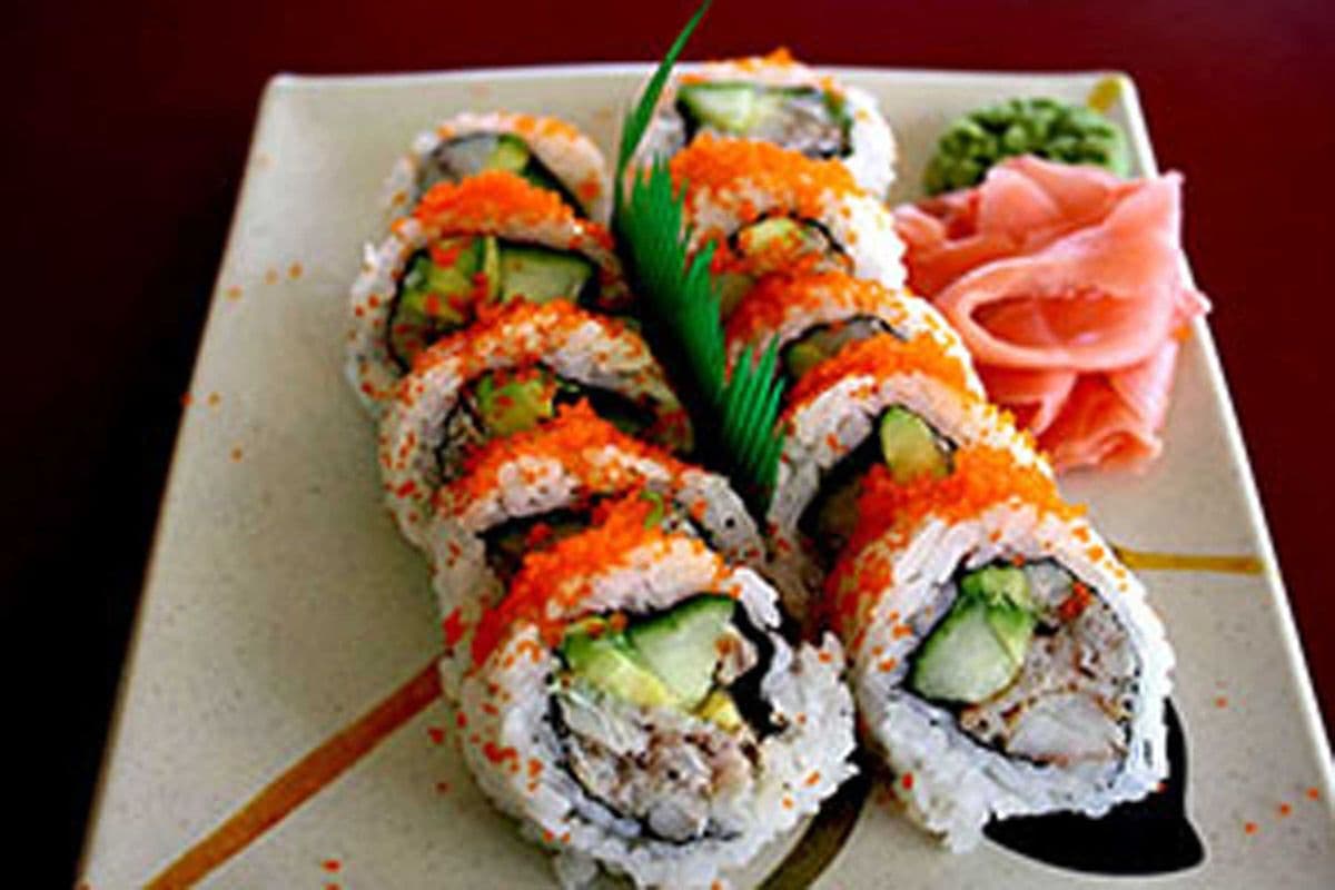 Real Crab California Roll (8pcs)