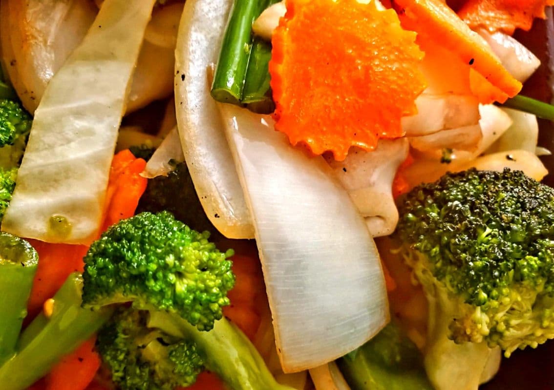 Mixed Vegetables (Pad-Pak-Roum)