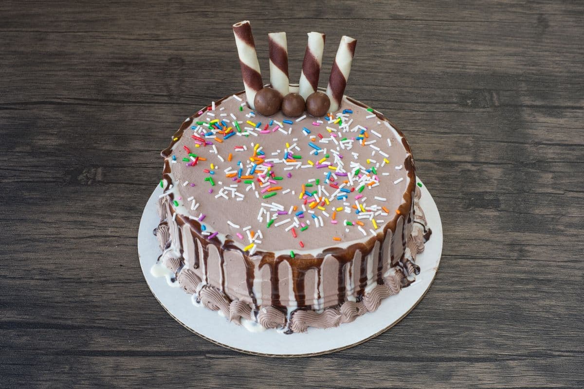 6" Chocolate Cake