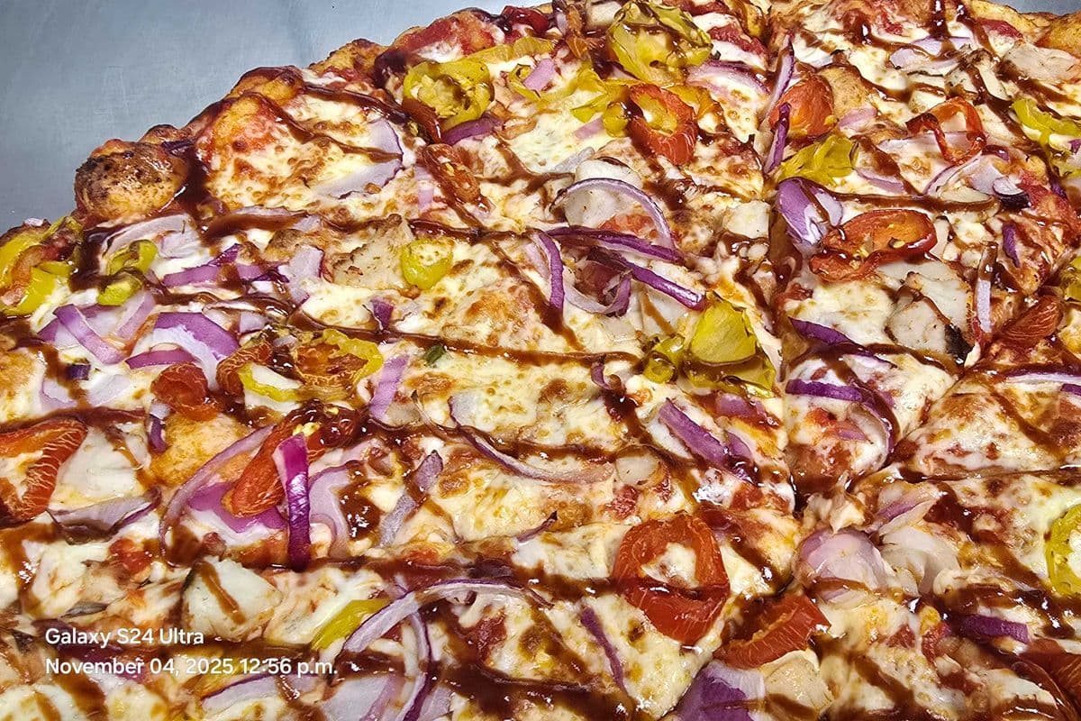 Spice Grilled BBQ Chicken Pizza
