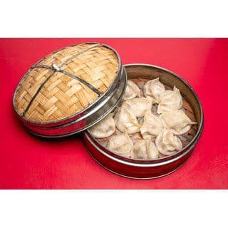 12 Steamed Chive, Shrimp& Egg Dumplings (12) / 翡翠蒸餃 -12