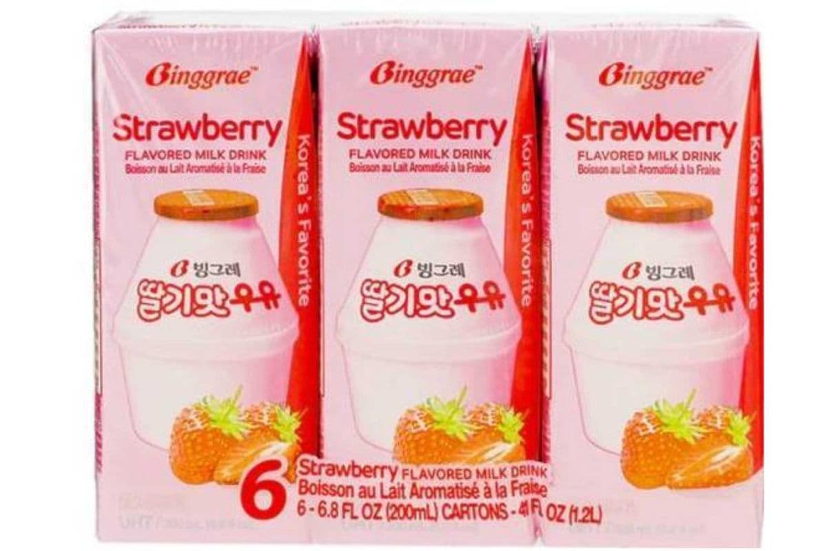 Binggrae · Strawberry Milk Tea (6 x 200mL)