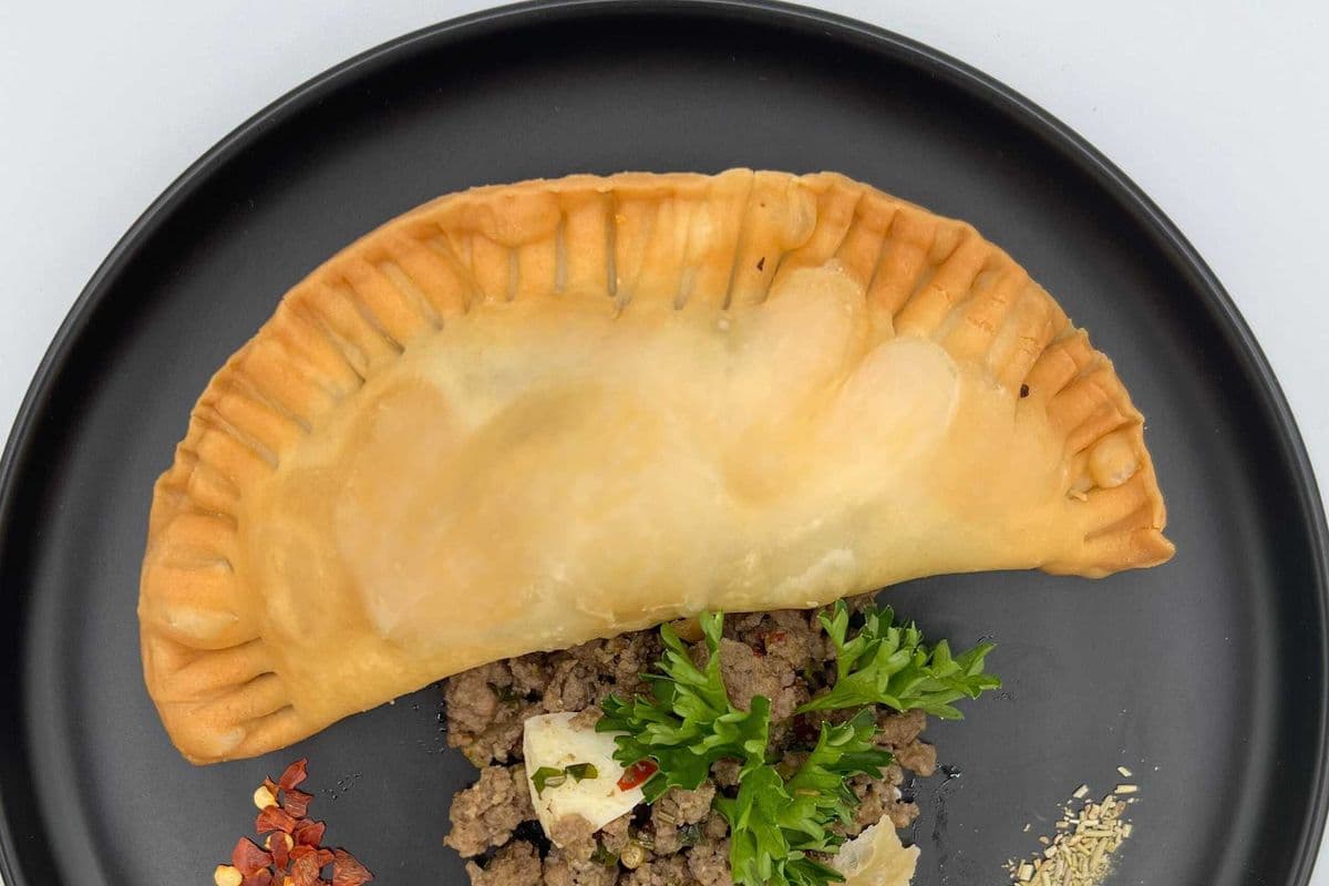 Brazilian Empanada Carne - Pastel Brasileiro Carne