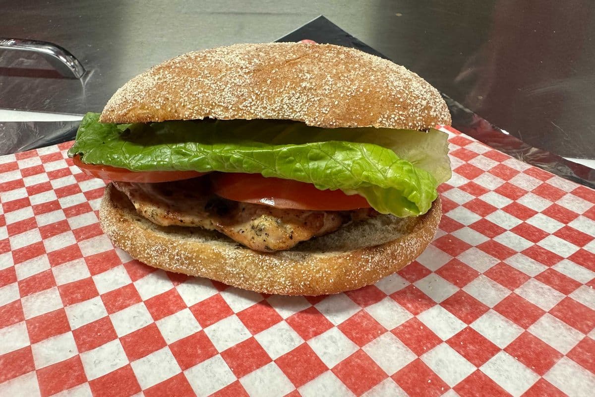 Grilled Chicken Sandwich Combo