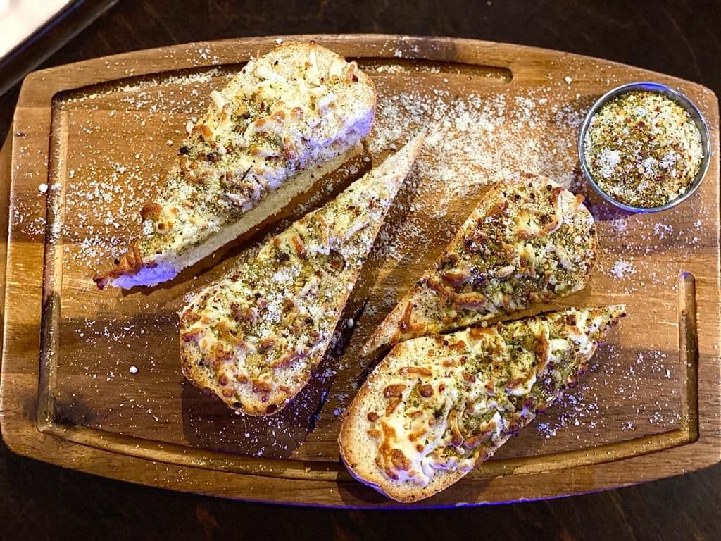 Garlic Bread with Cheese