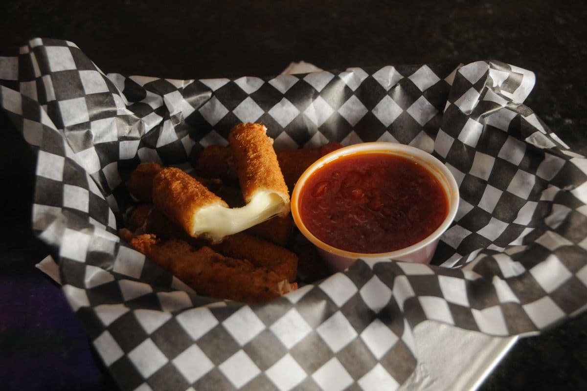 Mozzarella Sticks
