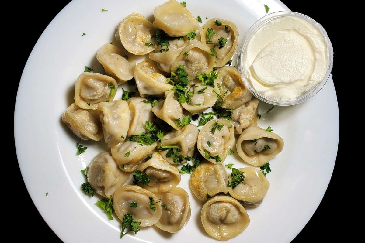Ukranian meat dumplings - Pelmeni (ravioli ) / Boulettes de viande ukrainiennes - Pelmeni