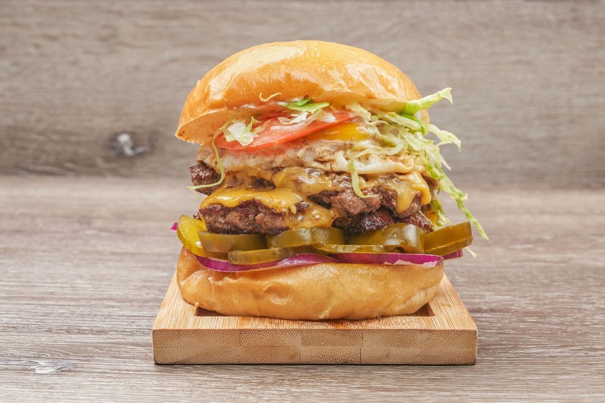 The Big Boy Burger (11 oz)